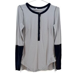 LULULEMON Women's Urbanite‎ Long Sleeve Henley • 8 • Hyper Stripe Black, White